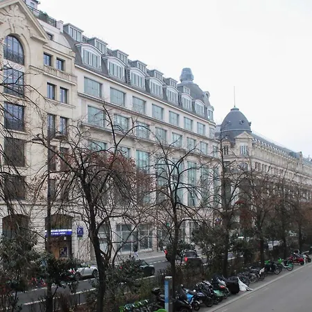 Appartement à Deux Pas Du Métro Paris